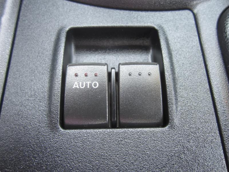 Mazda MX-5 Miata 2dr Conv Man Sport 2010