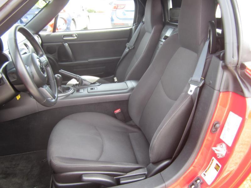 Mazda MX-5 Miata 2dr Conv Man Sport 2010
