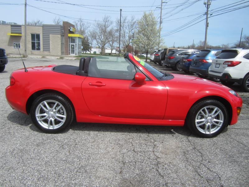 Mazda MX-5 Miata 2dr Conv Man Sport 2010