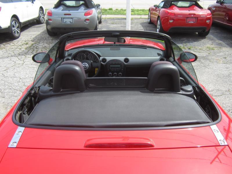 Mazda MX-5 Miata 2dr Conv Man Sport 2010