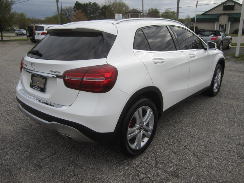 Mercedes-Benz GLA-Class 4MATIC 4dr GLA 250 2020