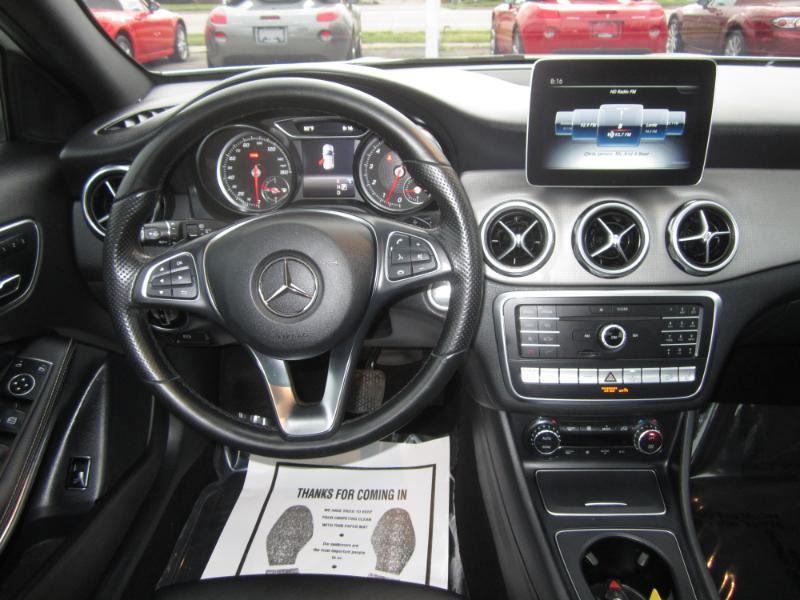 Mercedes-Benz GLA-Class 4MATIC 4dr GLA 250 2020