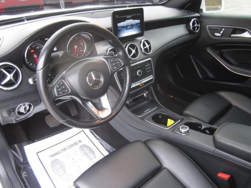 Mercedes-Benz GLA-Class 4MATIC 4dr GLA 250 2020