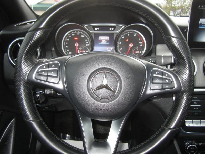 Mercedes-Benz GLA-Class 4MATIC 4dr GLA 250 2020