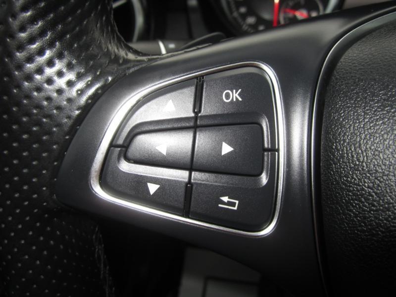 Mercedes-Benz GLA-Class 4MATIC 4dr GLA 250 2020