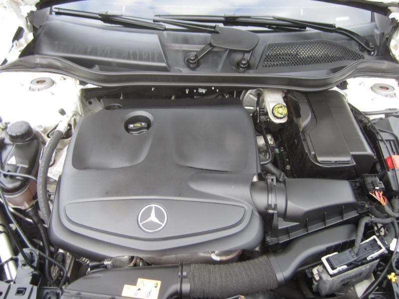 Mercedes-Benz GLA-Class 4MATIC 4dr GLA 250 2020