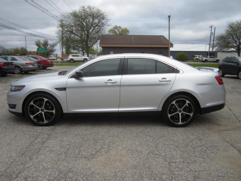 Ford Taurus SHO AWD 2015