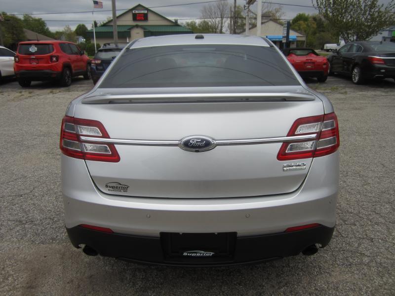 Ford Taurus SHO AWD 2015