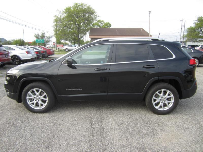 Jeep Cherokee 4WD 4dr Altitude 2016