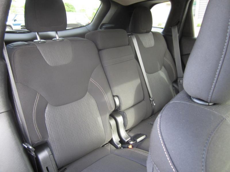Jeep Cherokee 4WD 4dr Altitude 2016