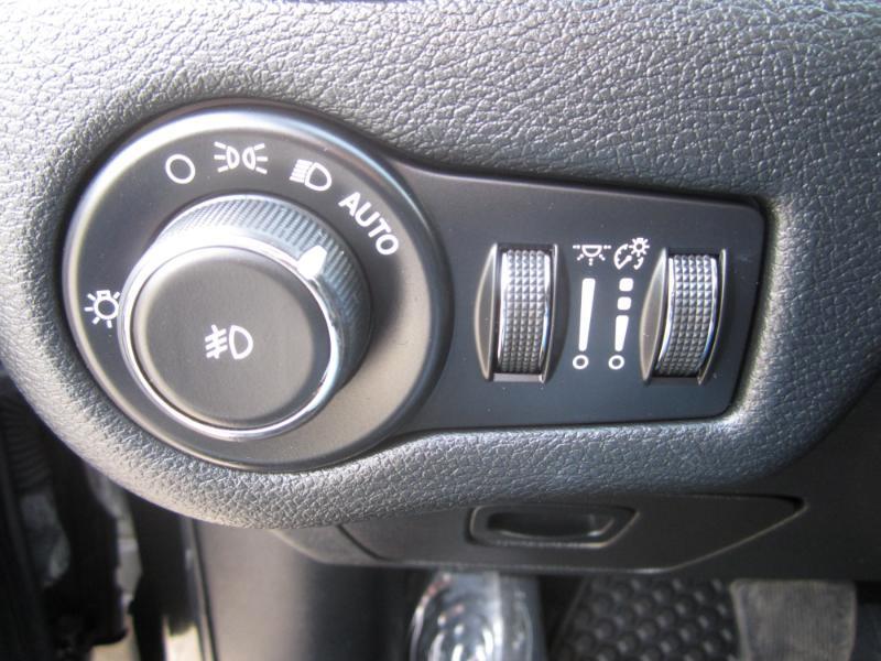 Jeep Cherokee 4WD 4dr Altitude 2016