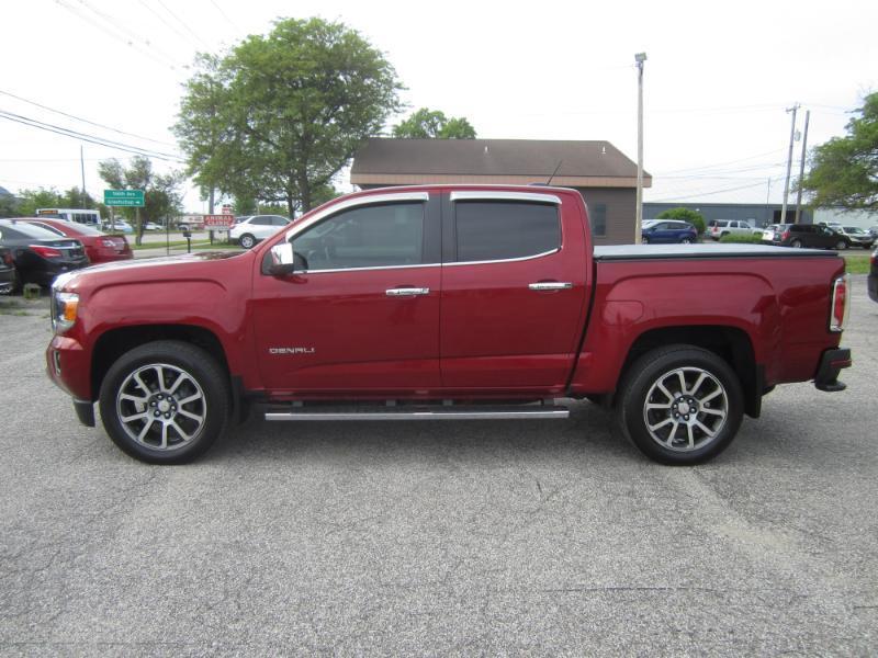 GMC Canyon 4WD Crew Cab Denali 2018
