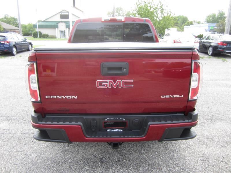 GMC Canyon 4WD Crew Cab Denali 2018