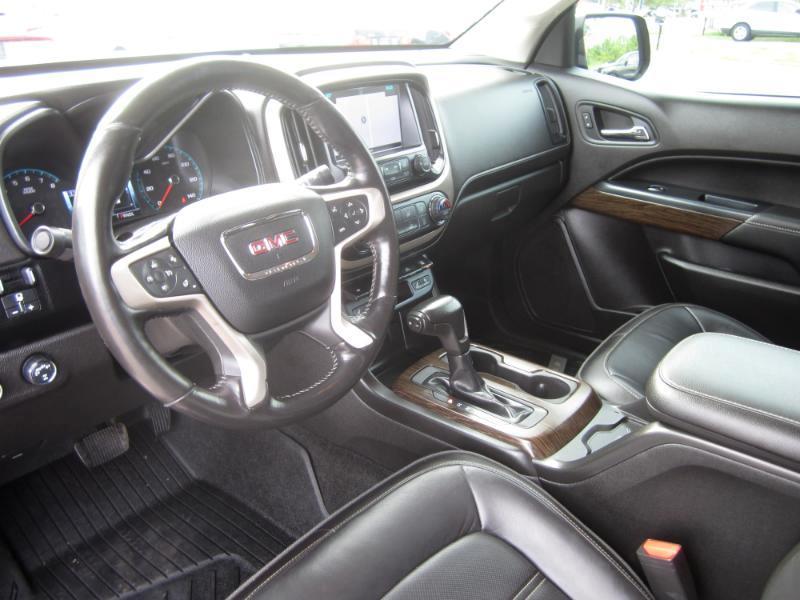 GMC Canyon 4WD Crew Cab Denali 2018