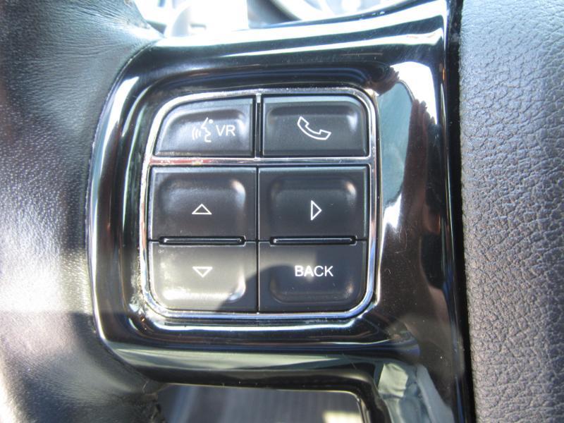 Chrysler 300 S 4D Sedan V8 2013
