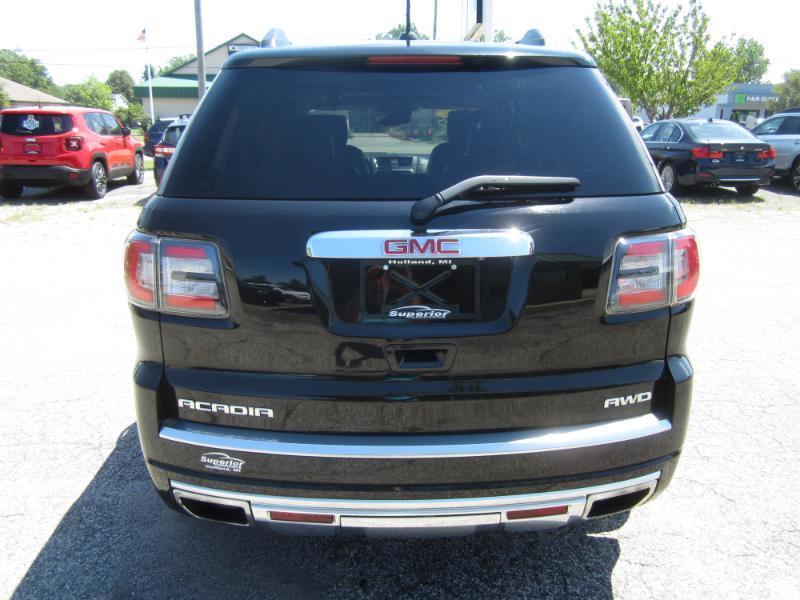 GMC Acadia Denali 2016