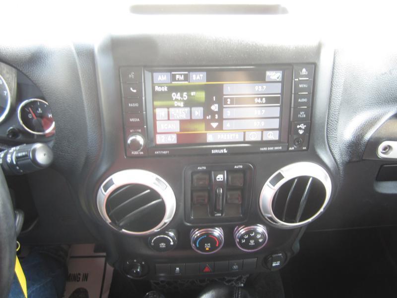 Jeep Wrangler 4WD 4dr Unlimited Sahara 2017