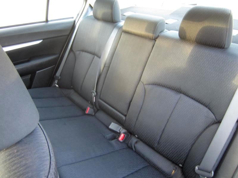 Subaru Legacy 2.5i Premium 2011