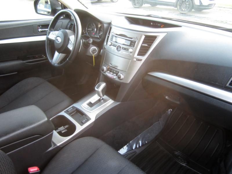 Subaru Legacy 2.5i Premium 2011
