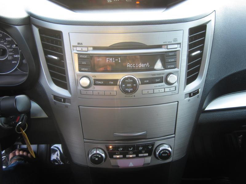 Subaru Legacy 2.5i Premium 2011