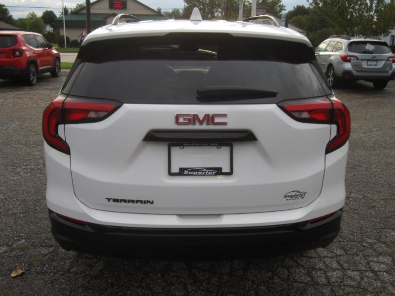 GMC Terrain  2021