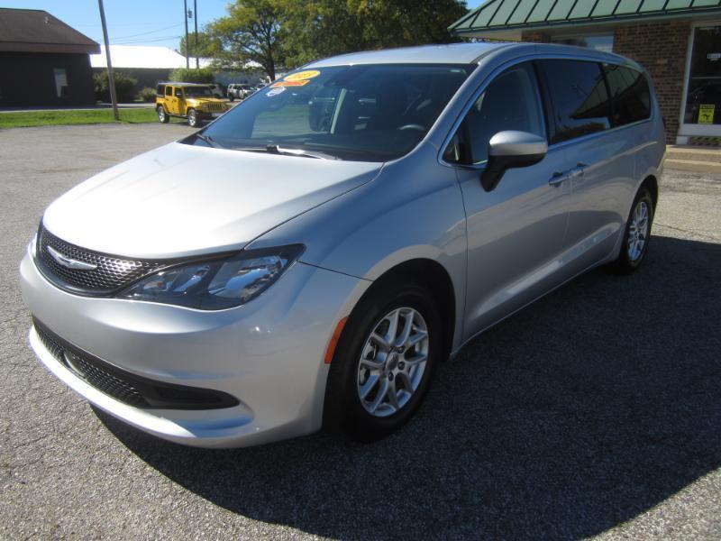 Chrysler Voyager LX 2023