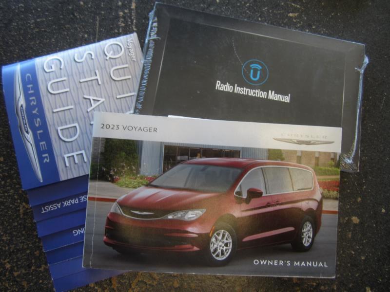 Chrysler Voyager LX 2023