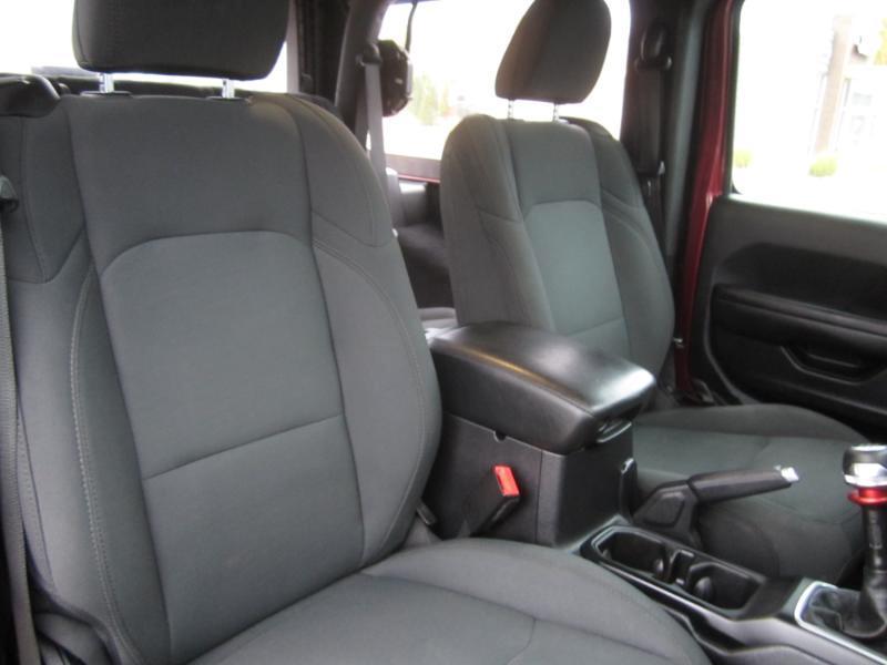 Jeep Wrangler 4WD 2dr Sport 2021