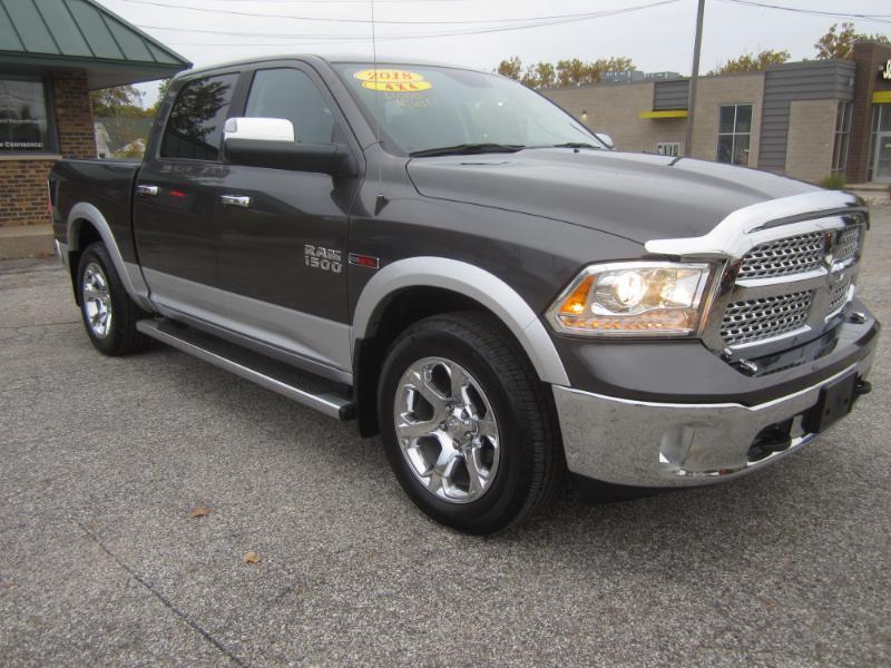 RAM 1500 Laramie Crew Cab 4WD 2018