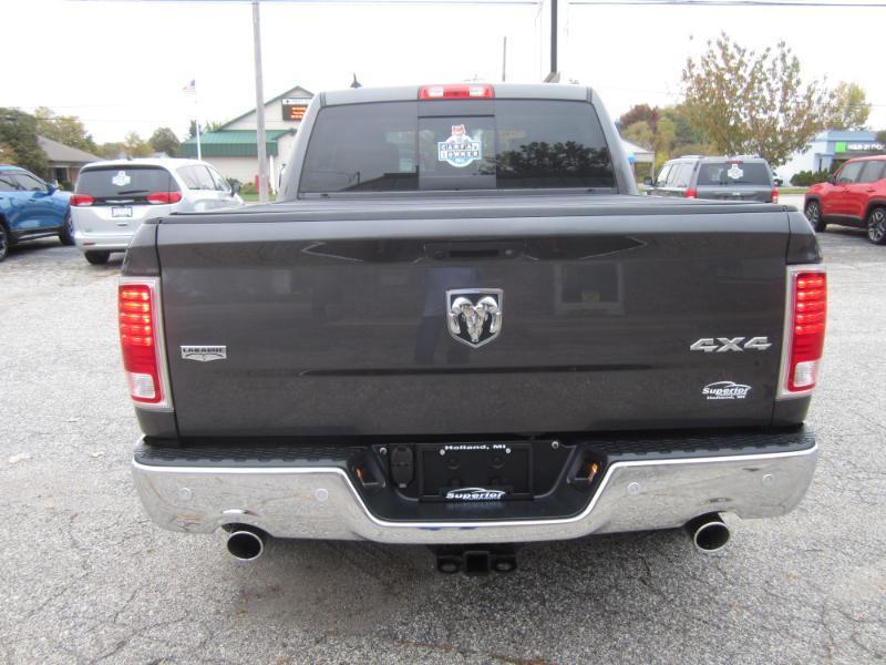 RAM 1500 Laramie Crew Cab 4WD 2018