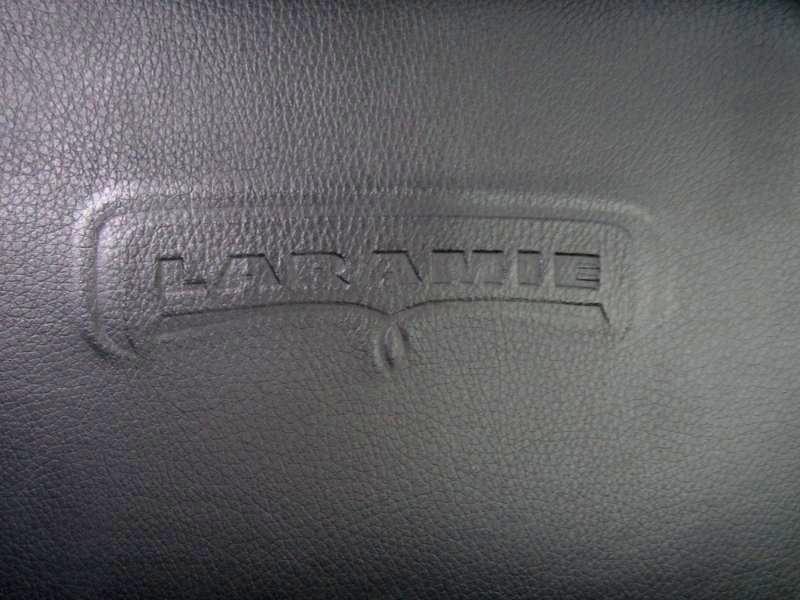 RAM 1500 Laramie Crew Cab 4WD 2018