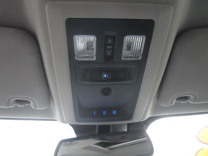 RAM 1500 Laramie Crew Cab 4WD 2018