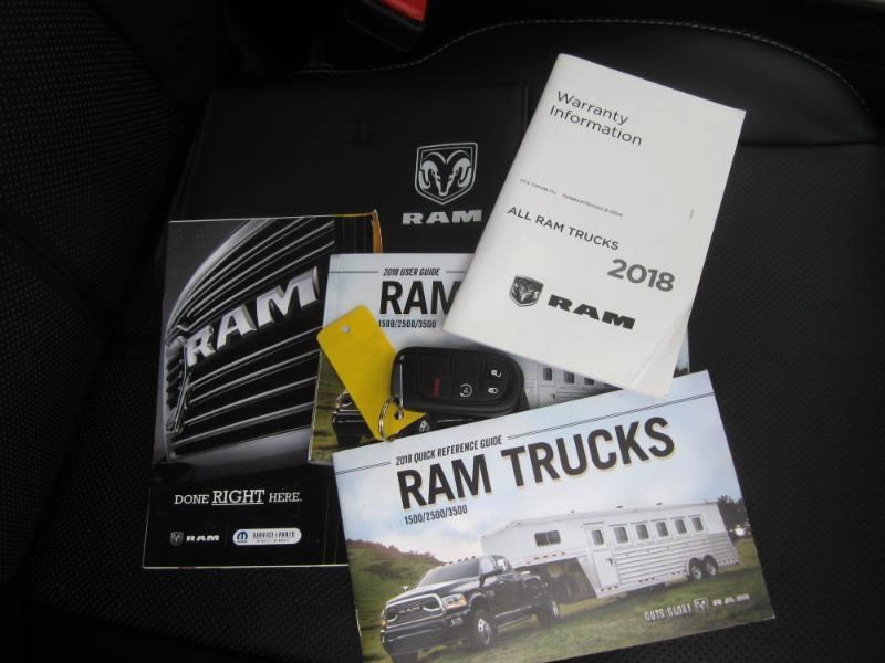 RAM 1500 Laramie Crew Cab 4WD 2018