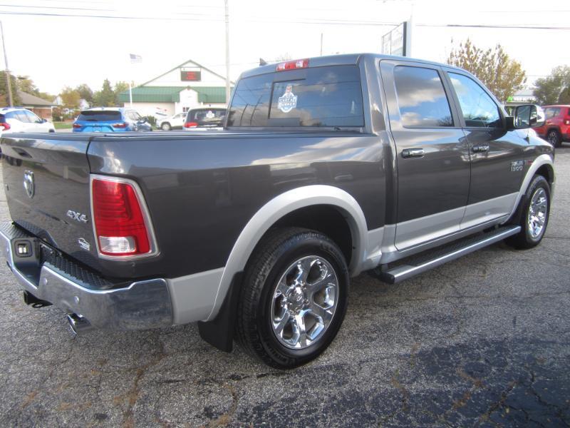 RAM 1500 Laramie Crew Cab 4WD 2018