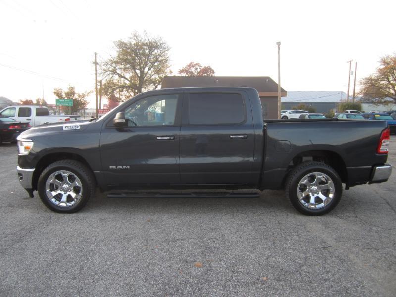 RAM 1500 Big Horn Crew Cab 4WD 2019