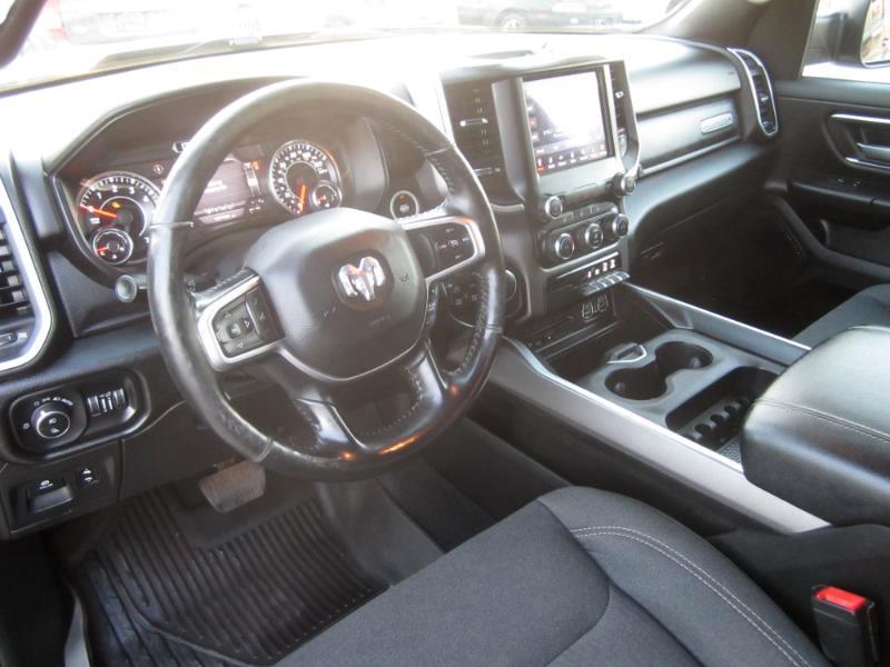 RAM 1500 Big Horn Crew Cab 4WD 2019