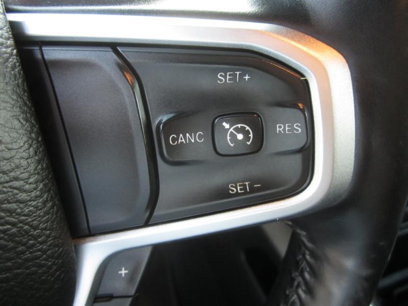 RAM 1500 Big Horn Crew Cab 4WD 2019