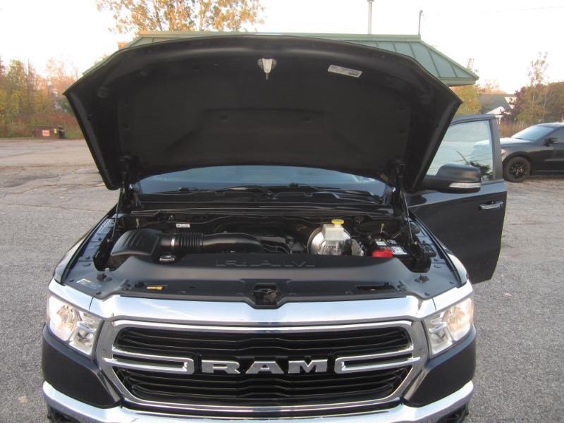 RAM 1500 Big Horn Crew Cab 4WD 2019