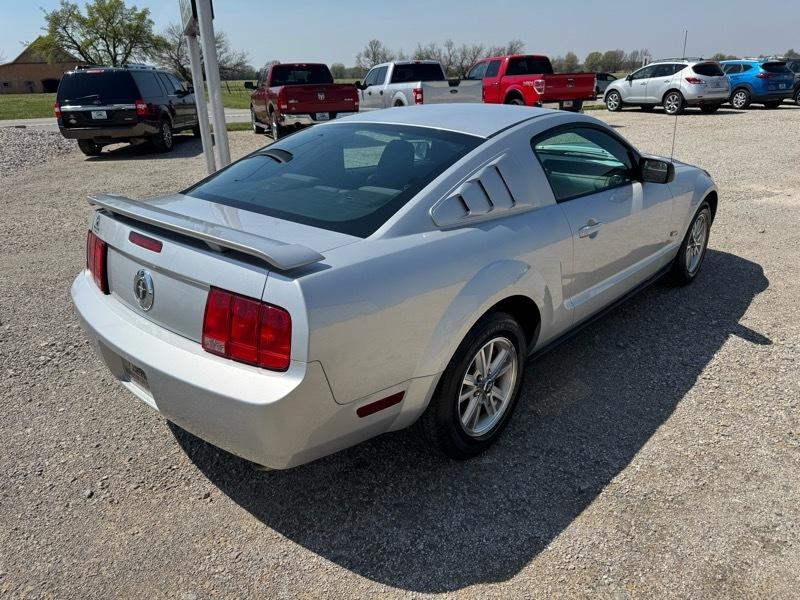 Ford Mustang V6 Standard Coupe 2006