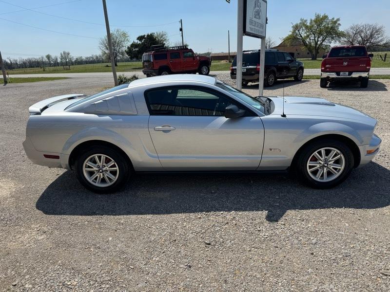 Ford Mustang V6 Standard Coupe 2006