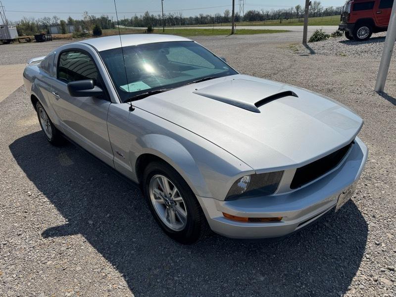 Ford Mustang V6 Standard Coupe 2006