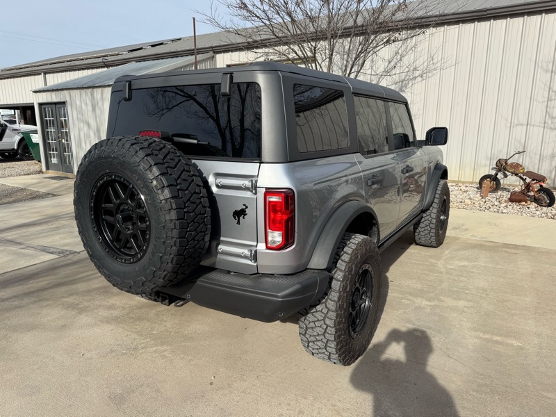 Ford Bronco Black Diamond 4-Door 2023