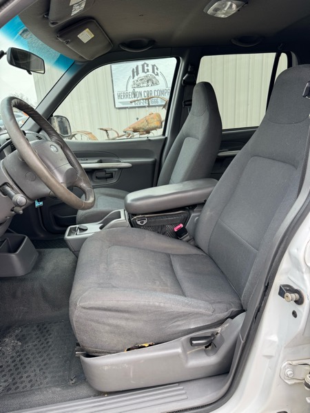 Ford Explorer Sport Trac 4WD 2002