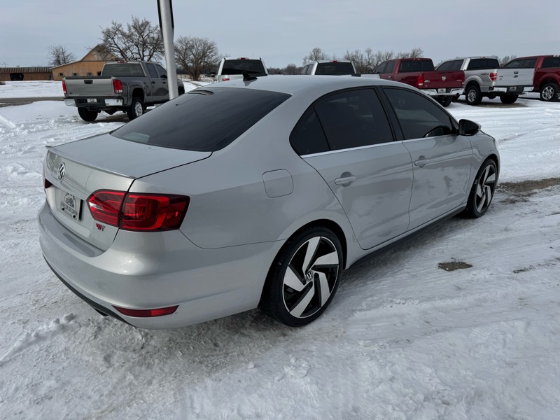 Volkswagen Jetta  2013