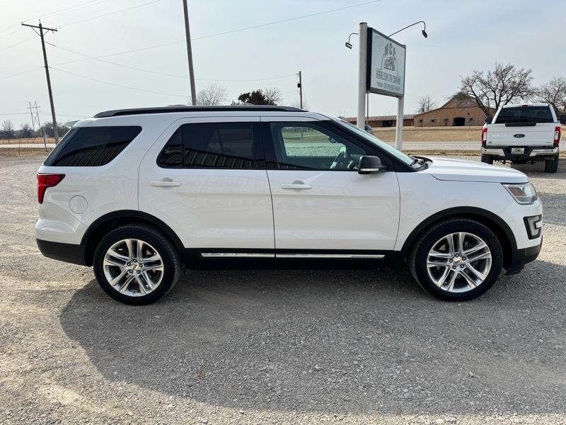 Ford Explorer XLT FWD 2017