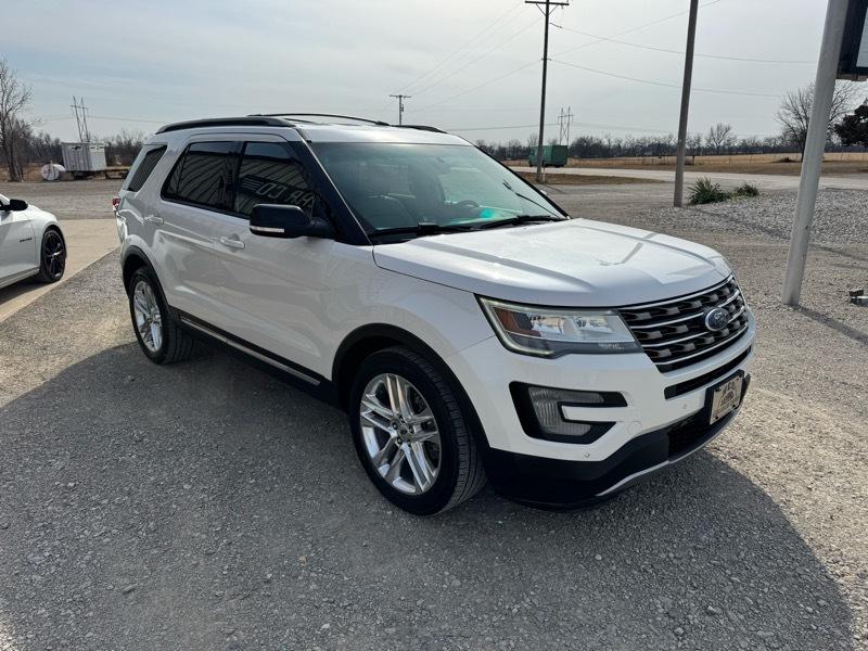 Ford Explorer XLT FWD 2017