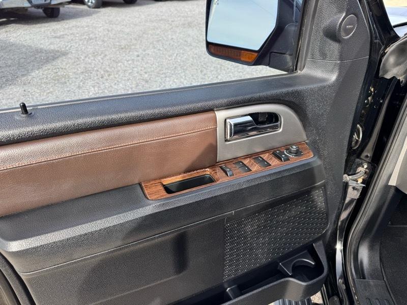 Ford Expedition EL King Ranch 2WD 2017