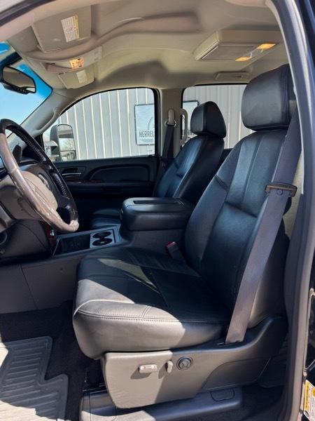 Chevrolet Silverado 3500HD LTZ Crew Cab DRW 4WD 2009