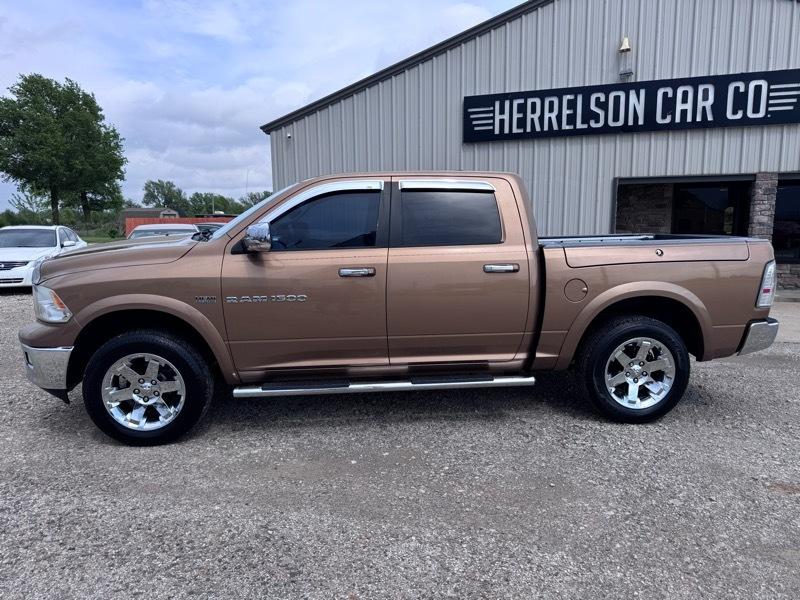 RAM 1500 Laramie Crew Cab 4WD 2012