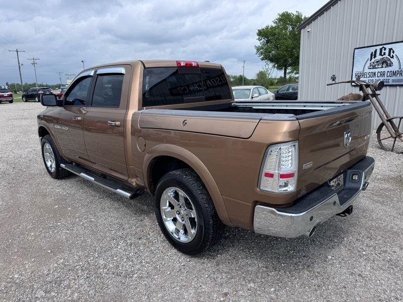 RAM 1500 Laramie Crew Cab 4WD 2012
